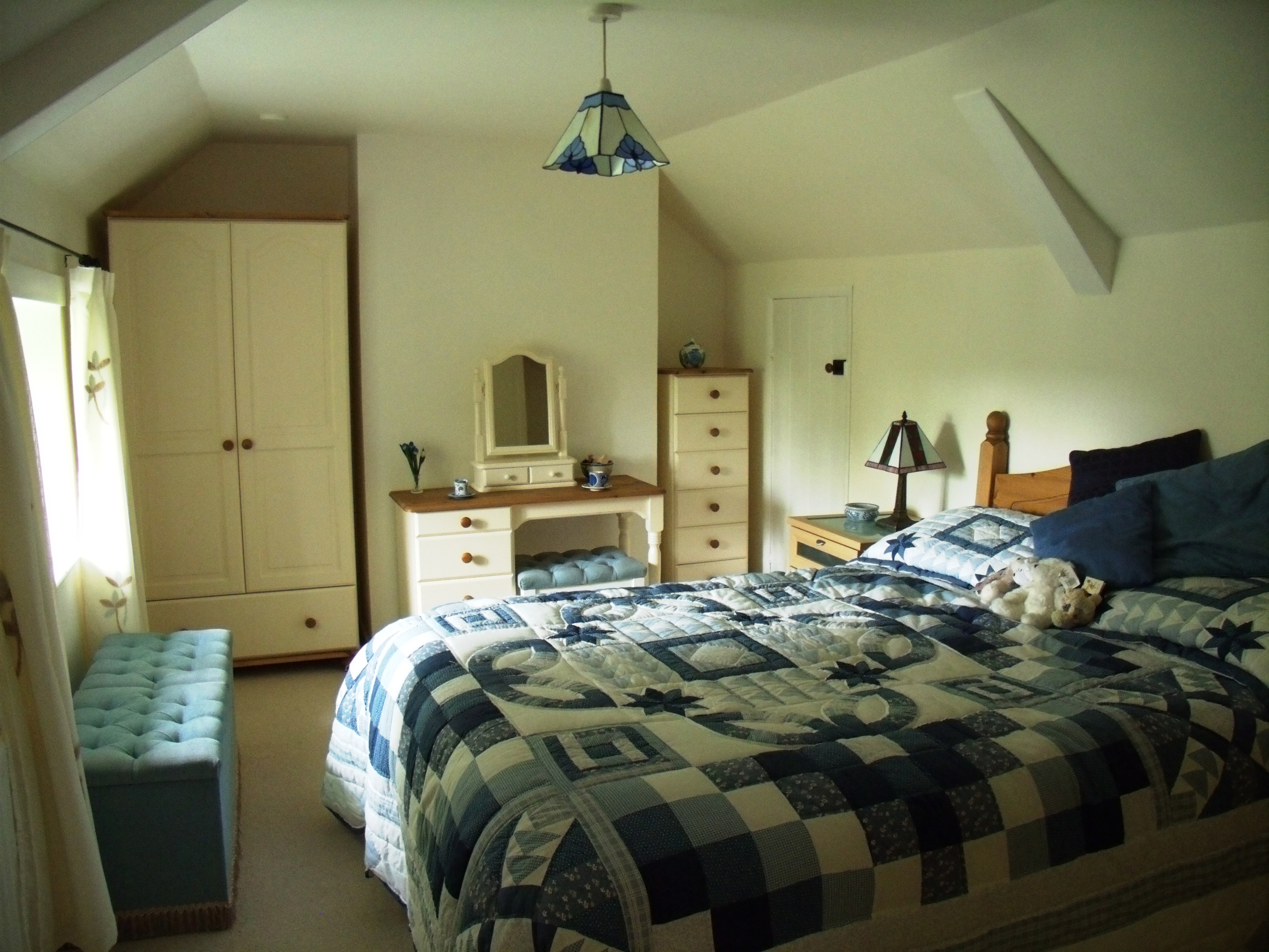 bed 2.JPG